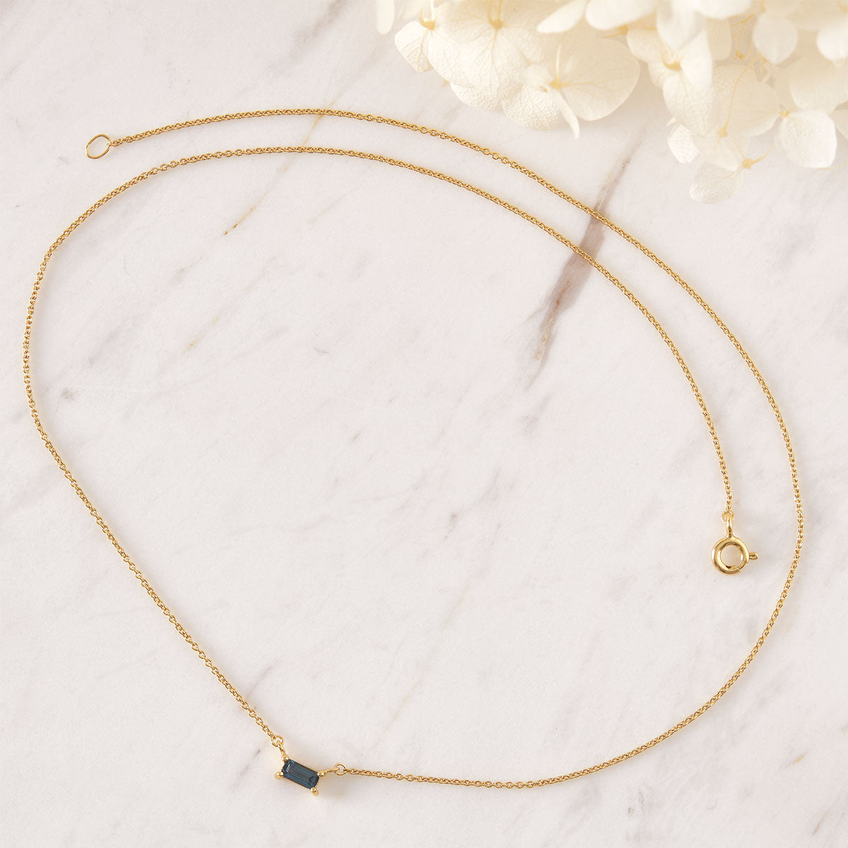 Lumen Baguette London Blue Necklace Gold