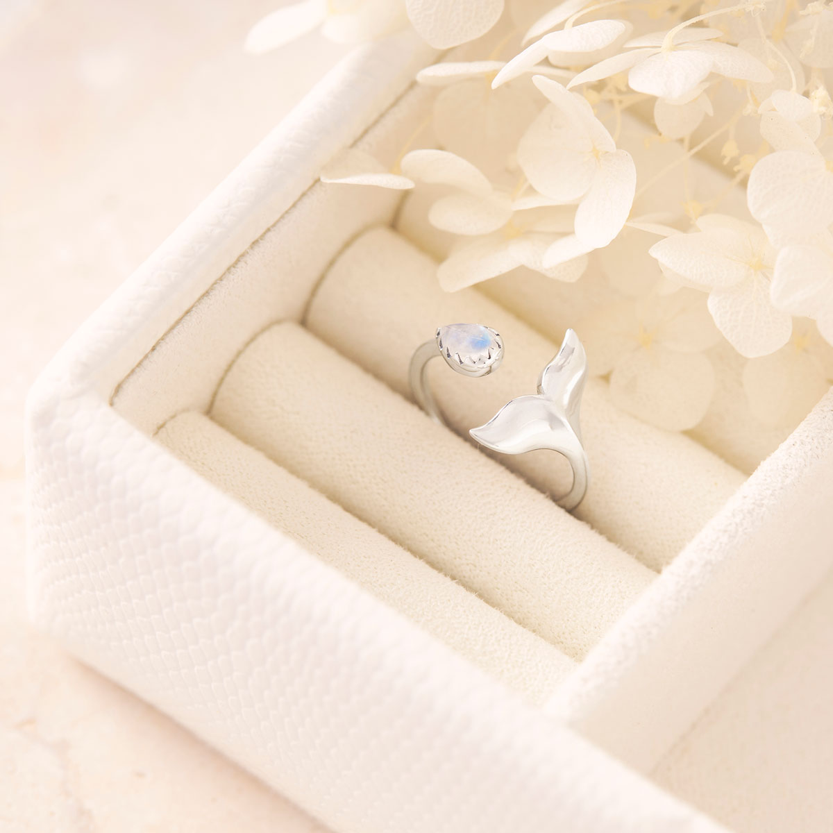 Whale Tail Moonstone Ring
