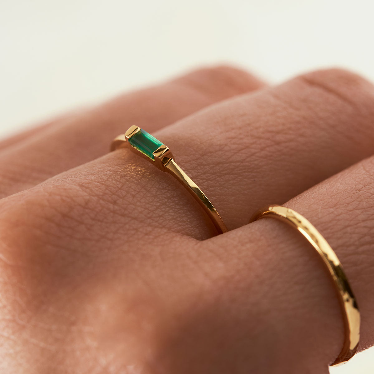 Lumen Baguette Green Onyx Ring Gold