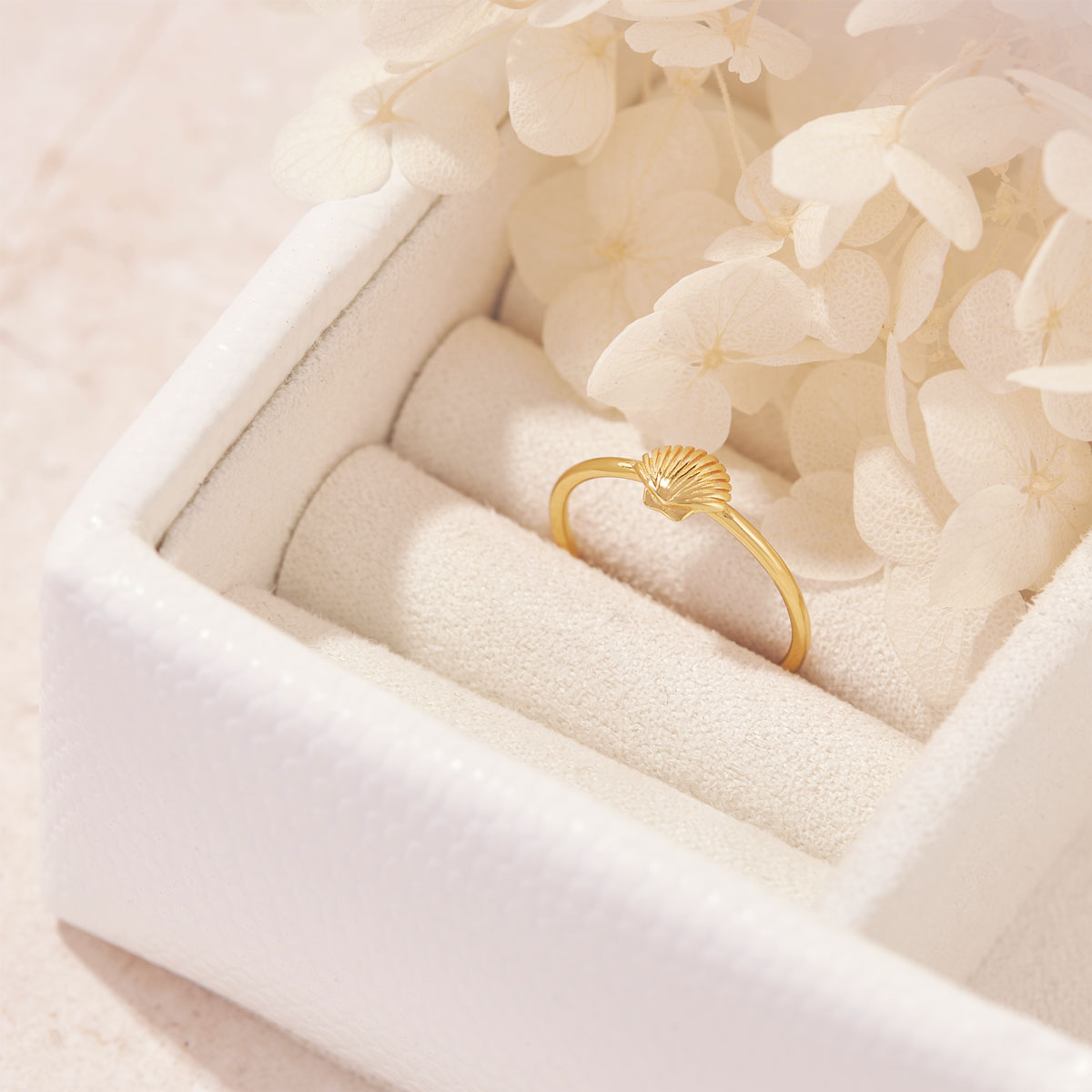 Seashell Ring Gold