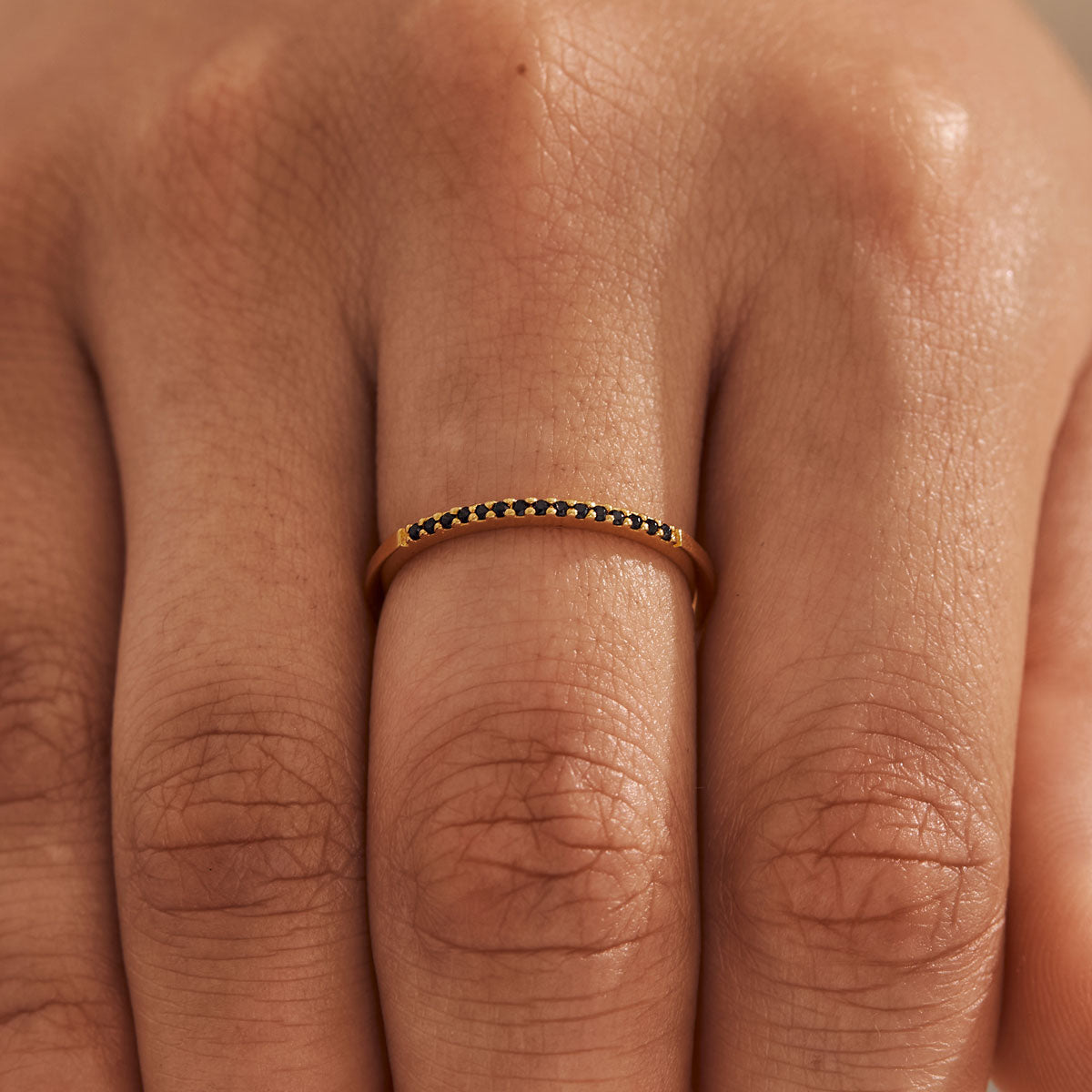 Sparkles Black Spinel Ring Gold