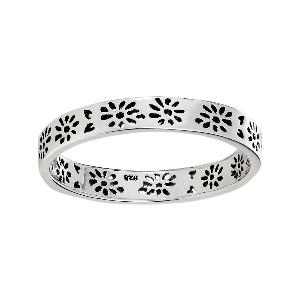 Delicate Daisy Ring