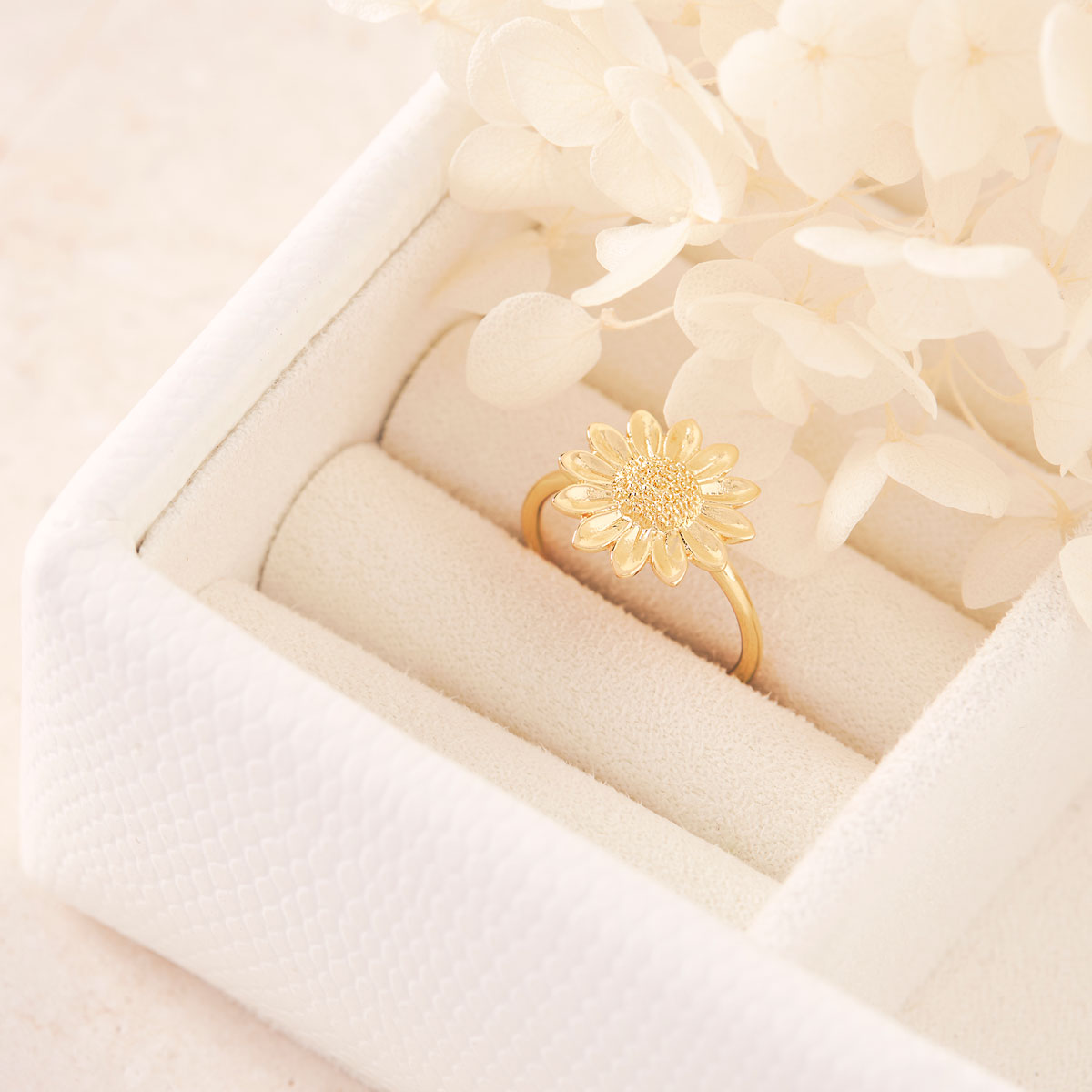 Sunflower Ring Gold