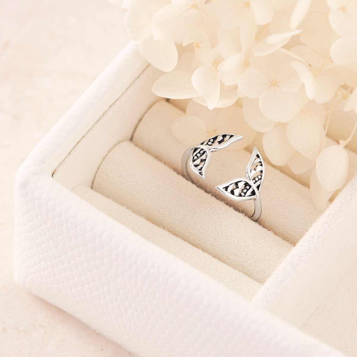 Twin Mandala Whale Tail Ring