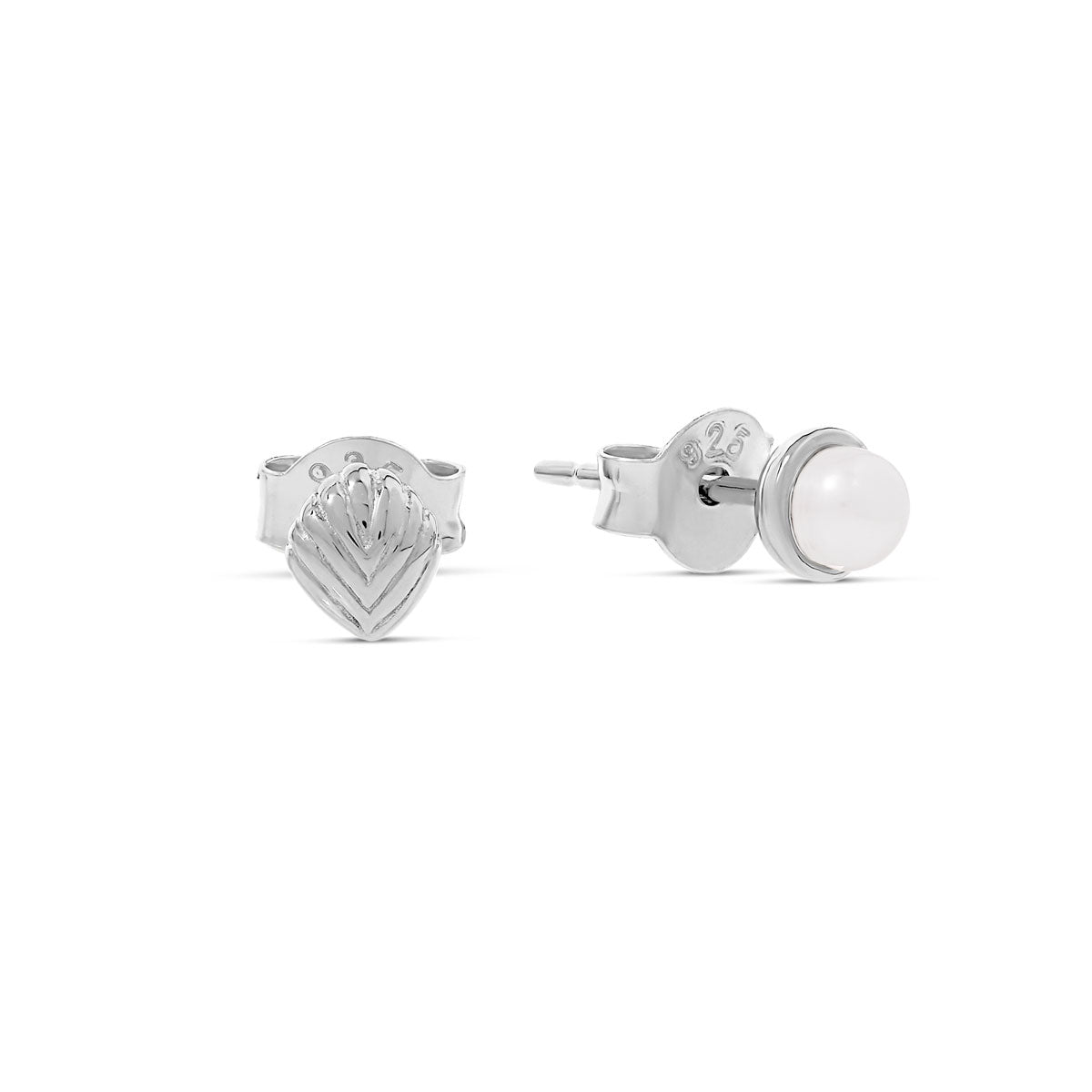 Venus Pearl Studs