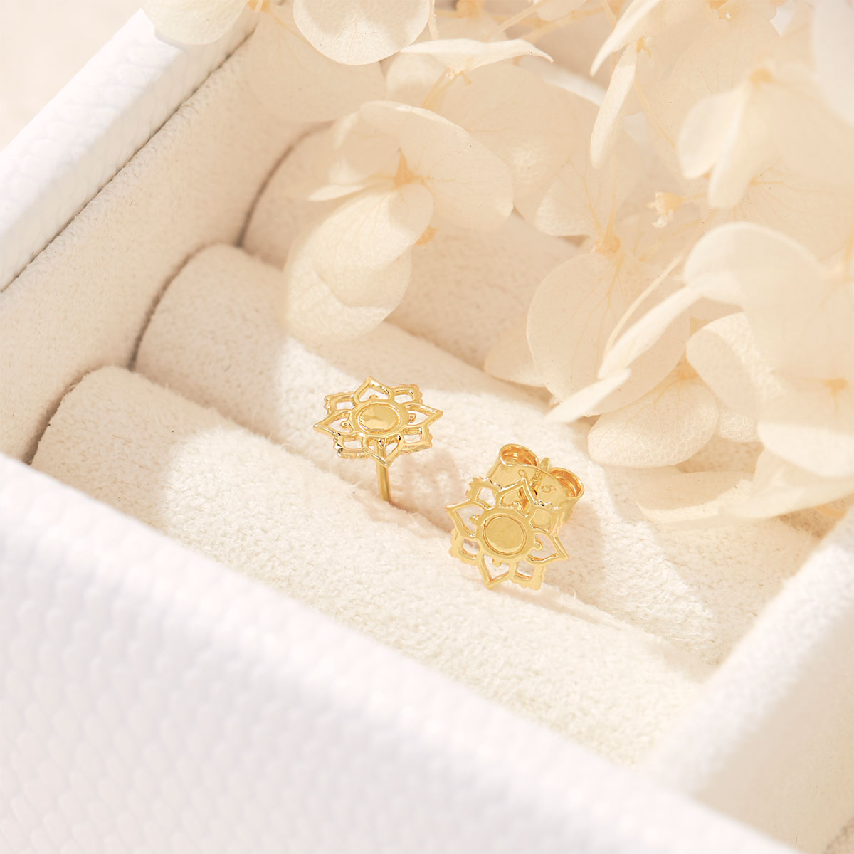 Mandala Flower Studs Gold