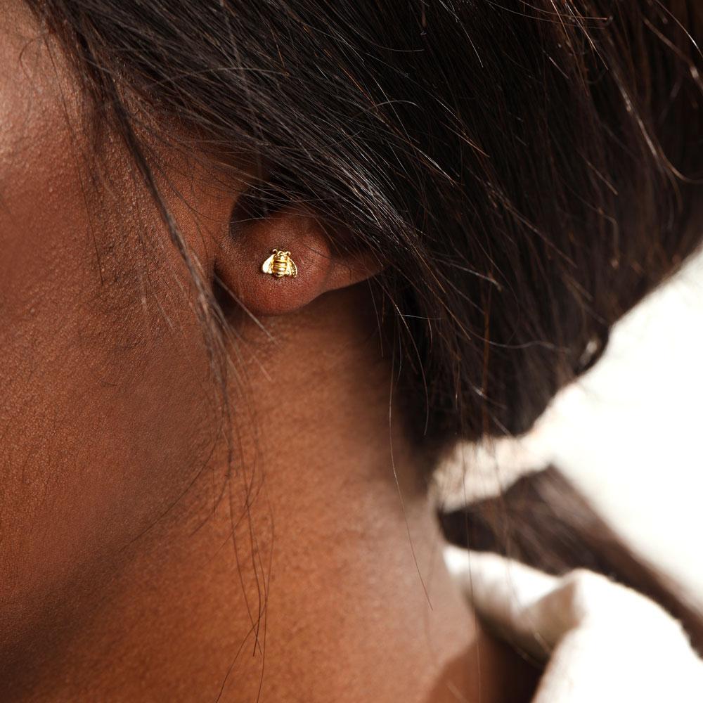 Tiny Bee Studs Gold