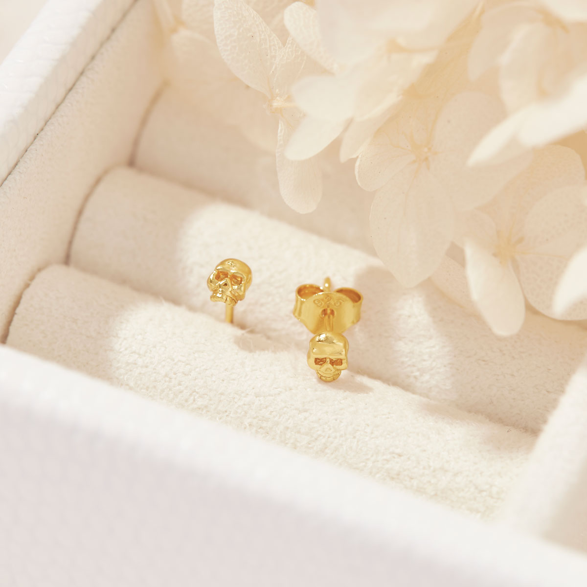 Tiny Skull Studs Gold