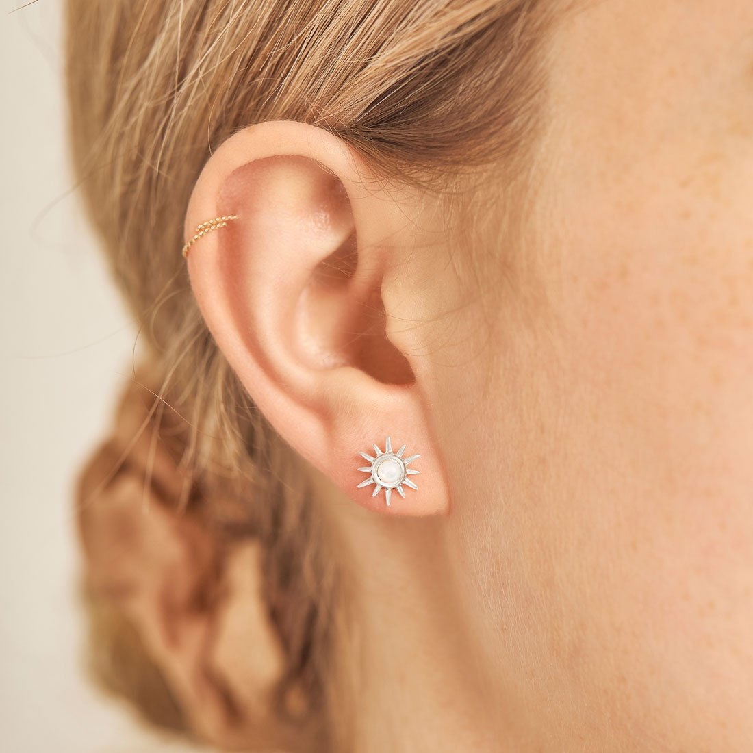 Sunshine Shell Studs