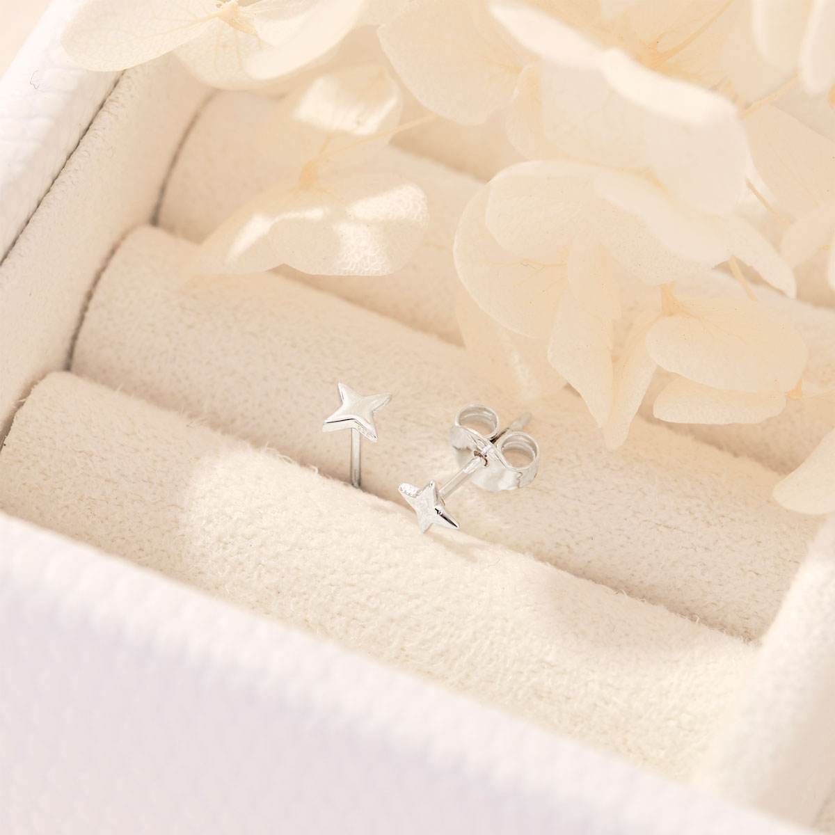 Dainty Sunkiss Studs