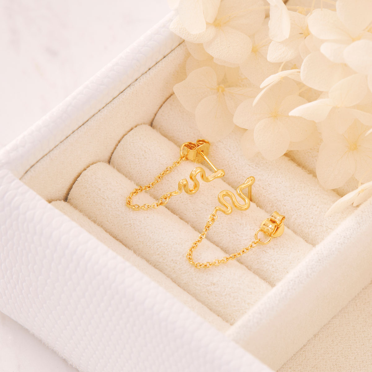 Tree Snake Chain Studs Gold