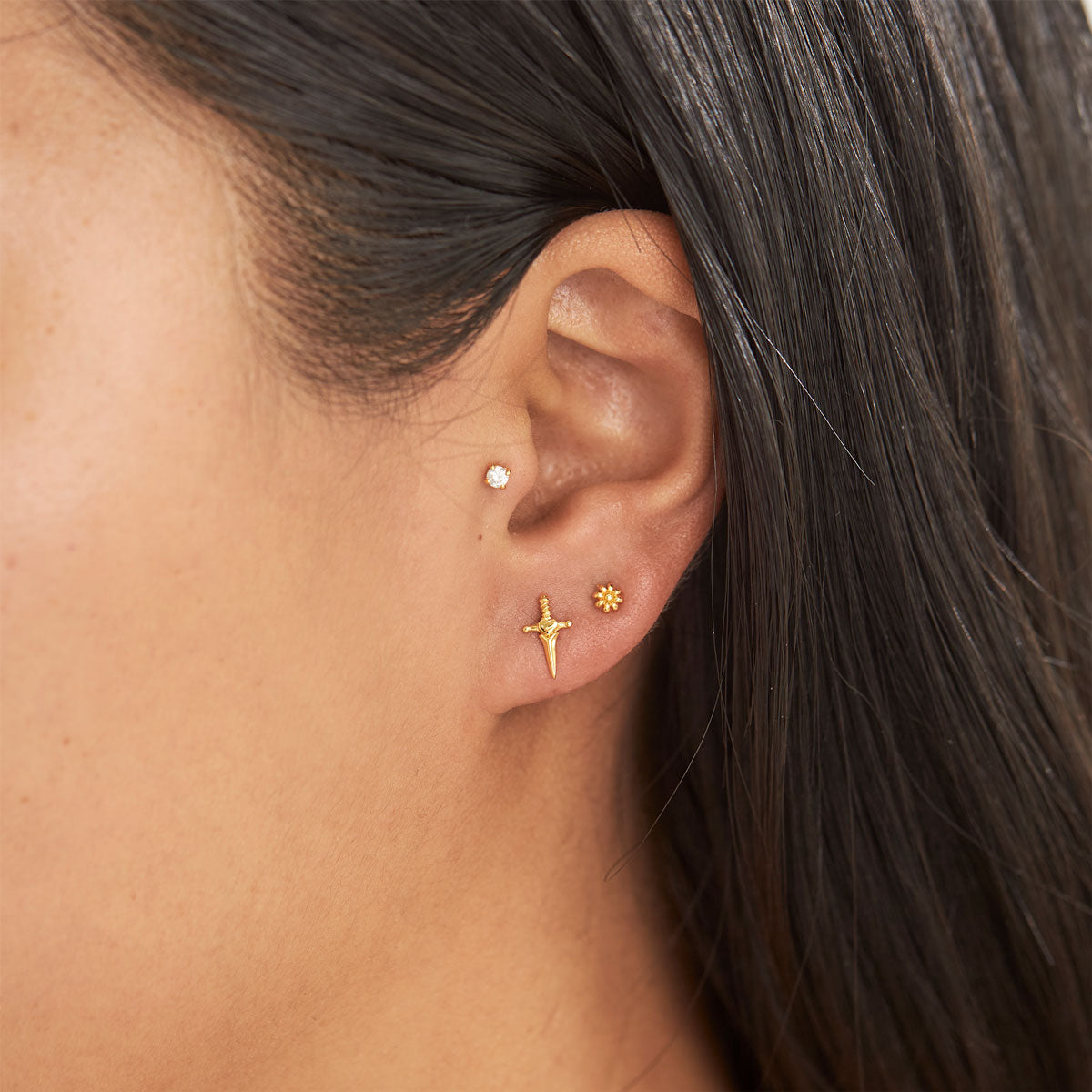 Guarded Heart Studs Gold