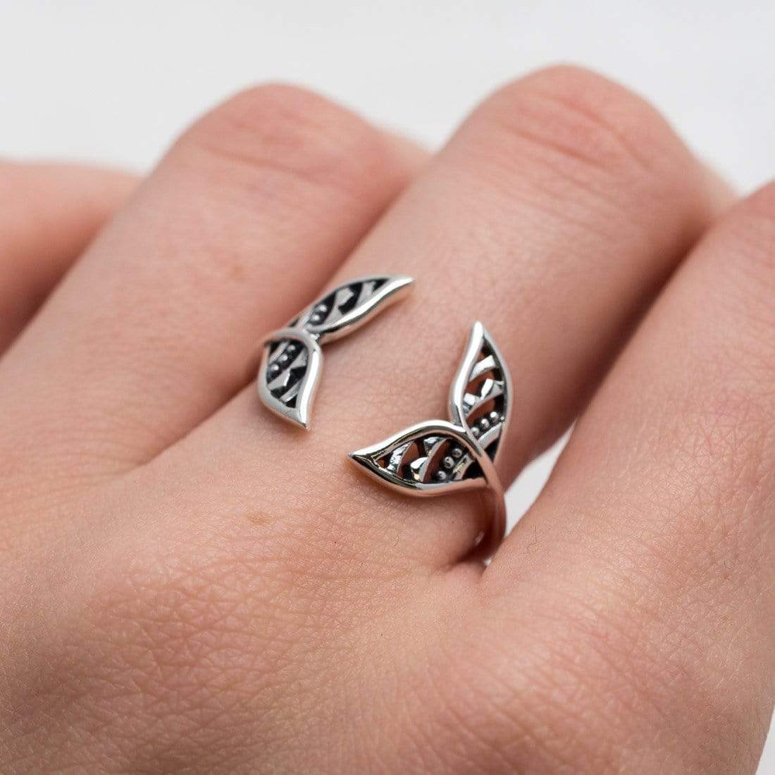 Twin Mandala Whale Tail Ring